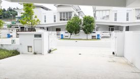 4 Bedroom House for sale in Batu Caves, Selangor