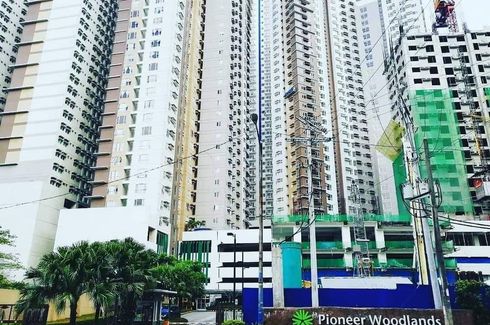2 Bedroom Condo for sale in Pioneer Woodlands, Barangka Ilaya, Metro Manila near MRT-3 Boni