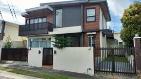 4 Bedroom House for sale in Santo Domingo, Laguna