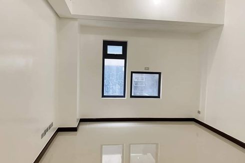 1 Bedroom Condo for sale in Greenhills, Metro Manila near MRT-3 Santolan
