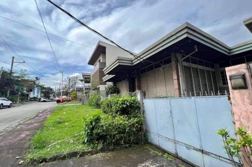 House for sale in West Triangle, Metro Manila near MRT-3 Quezon Avenue