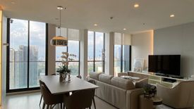 2 Bedroom Condo for sale in Noble Ploenchit, Langsuan, Bangkok near BTS Ploen Chit