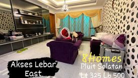 Rumah dijual dengan 4 kamar tidur di Pluit, Jakarta