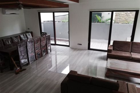 6 Bedroom House for rent in McKinley Hill, Metro Manila