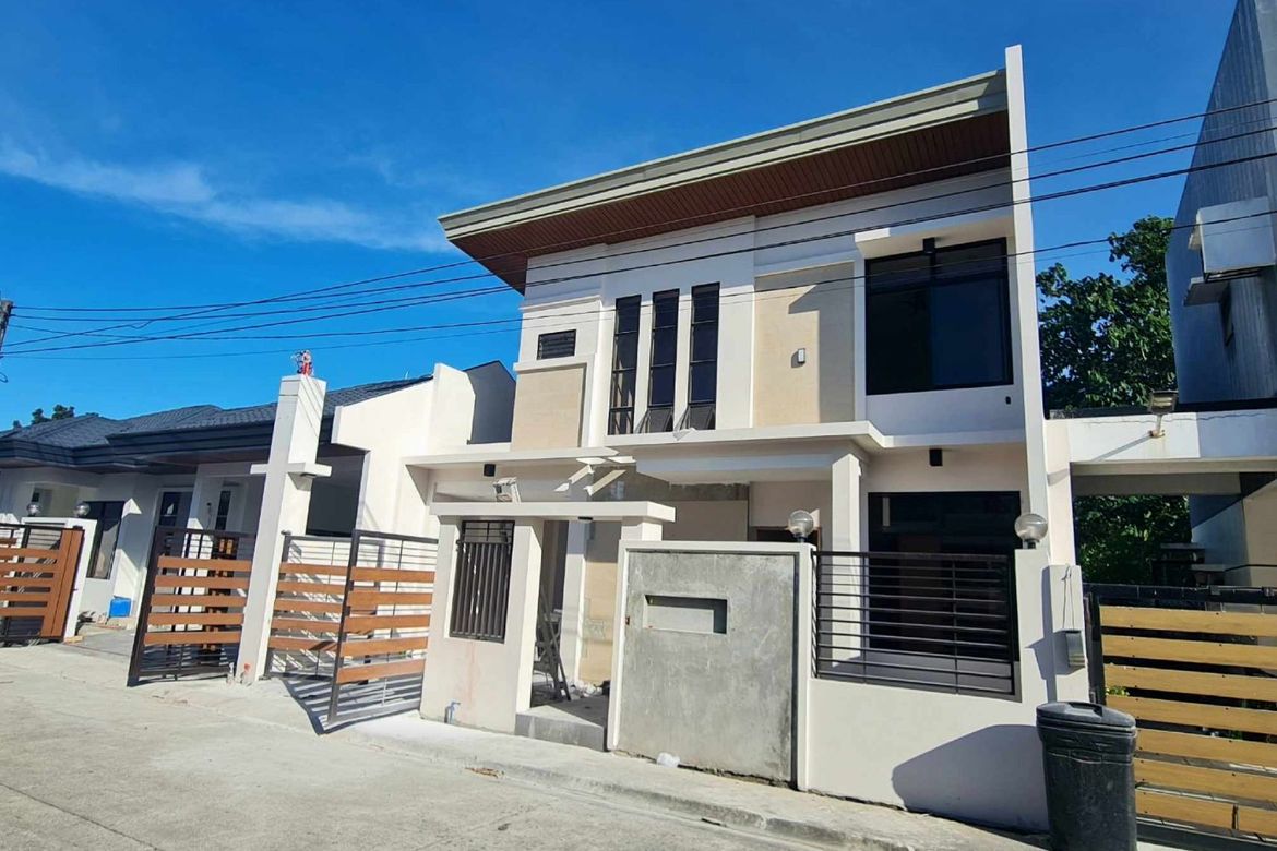 NEWLY BUILT TWO STOREY HOUSE FOR SALE IN WESTWOOD 📌 House for sale in