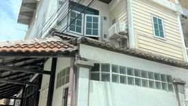 4 Bedroom Townhouse for sale in Bang Bamru, Bangkok near MRT Bang Yi Khan