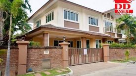 4 Bedroom House for sale in Samae Dam, Bangkok