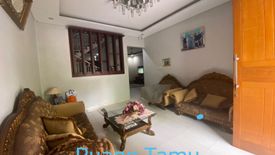 Rumah dijual dengan 4 kamar tidur di Grogol, Jakarta