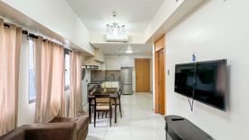 2 Bedroom Condo for sale in San Lorenzo, Metro Manila