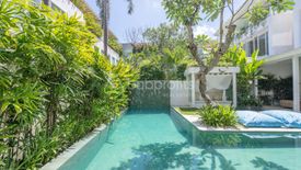 Villa dijual dengan 5 kamar tidur di Kerobokan Kelod, Bali