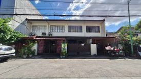 8 Bedroom Townhouse for sale in Urdaneta, Metro Manila near MRT-3 Ayala