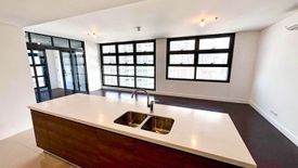 2 Bedroom Condo for rent in Garden Towers, San Lorenzo, Metro Manila near MRT-3 Ayala