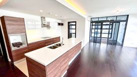 2 Bedroom Condo for rent in Garden Towers, San Lorenzo, Metro Manila near MRT-3 Ayala