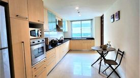 3 Bedroom Condo for rent in Sathorn Gallery Residences, Silom, Bangkok near BTS Surasak