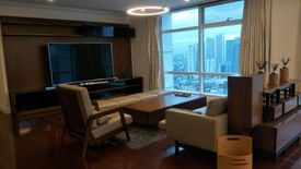 Condo for rent in Urdaneta, Metro Manila near MRT-3 Buendia