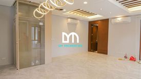 4 Bedroom Townhouse for sale in Horseshoe, Metro Manila near LRT-2 Gilmore