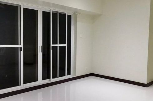 2 Bedroom Condo for rent in Highway Hills, Metro Manila near MRT-3 Boni