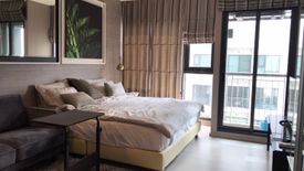 1 Bedroom Condo for sale in Rhythm Sukhumvit 36 - 38, Phra Khanong, Bangkok near BTS Thong Lo