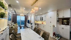 Cho thuê căn hộ chung cư 2 phòng ngủ tại Golden Mansion, Phường 9, Quận Phú Nhuận, Hồ Chí Minh