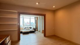 1 Bedroom Condo for rent in Baan Sathorn Chaopraya, Khlong Ton Sai, Bangkok near BTS Krung Thon Buri