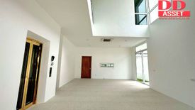 4 Bedroom House for sale in Suan Luang, Bangkok