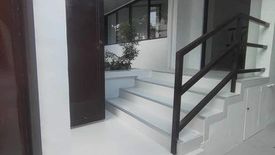 3 Bedroom House for sale in Kapitolyo, Metro Manila near MRT-3 Boni