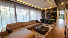 2 Bedroom Condo for sale in Vittorio, Khlong Tan Nuea, Bangkok near BTS Phrom Phong