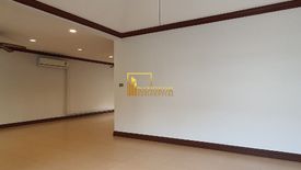 3 Bedroom Townhouse for rent in Kiarti Thanee City Mansion, Khlong Toei Nuea, Bangkok near BTS Asoke