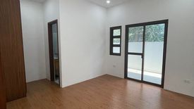 4 Bedroom House for sale in Almanza Dos, Metro Manila