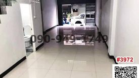 3 Bedroom Commercial for rent in Bang Khae Nuea, Bangkok near MRT Thawi Watthana