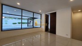 2 Bedroom Townhouse for sale in The Pillar, Khlong Tan Nuea, Bangkok