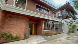 5 Bedroom House for sale in New Alabang Village, Metro Manila