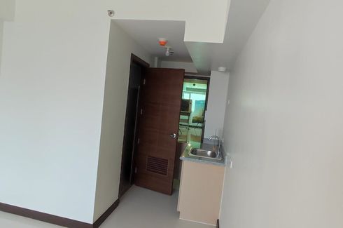 Condo for sale in Barangay 39, Metro Manila near LRT-1 Gil Puyat