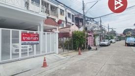 3 Bedroom Townhouse for sale in Anusawari, Bangkok near MRT Lat Pla Khao