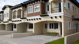 3 Bedroom Townhouse for sale in Almanza Dos, Metro Manila