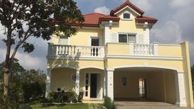 3 Bedroom House for sale in Almanza Dos, Metro Manila