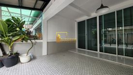 3 Bedroom Townhouse for Sale or Rent in Phra Khanong Nuea, Bangkok near BTS Ekkamai