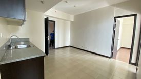 2 Bedroom Condo for sale in San Lorenzo Place, Bangkal, Metro Manila near MRT-3 Magallanes