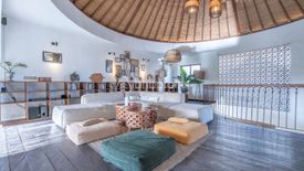 Villa dijual dengan 6 kamar tidur di Canggu, Bali