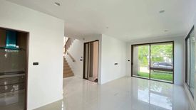 4 Bedroom House for rent in Hua Mak, Bangkok near MRT Si Burapha