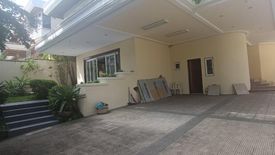 5 Bedroom House for rent in Pansol, Metro Manila