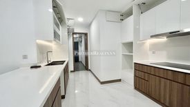 3 Bedroom Condo for sale in Sunwah Pearl, Phuong 22, Ho Chi Minh