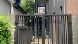 3 Bedroom Commercial for rent in Bang Talat, Nonthaburi near MRT Yeak Pak Kret