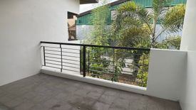 5 Bedroom House for sale in Moonwalk, Metro Manila