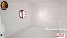 2 Bedroom Townhouse for sale in Lam Phak Kut, Pathum Thani