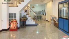 4 Bedroom House for rent in Bang Khae Nuea, Bangkok near MRT Bang Khae