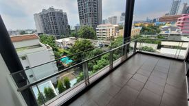 2 Bedroom Apartment for rent in Phra Khanong, Bangkok near BTS Ekkamai