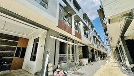 3 Bedroom Townhouse for sale in Bahay Toro, Metro Manila near LRT-1 Roosevelt