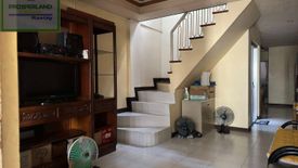 3 Bedroom Townhouse for rent in Barangay 126, Metro Manila near LRT-1 5th Avenue