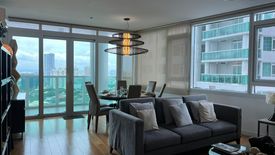 2 Bedroom Condo for rent in San Lorenzo, Metro Manila near MRT-3 Ayala